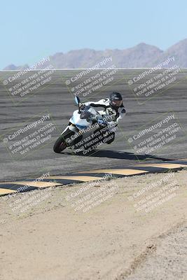 media/Oct-13-2025-Moto Forza (Mon) [[a66d839500]]/4-C Group/Session 2 (Bowl)/